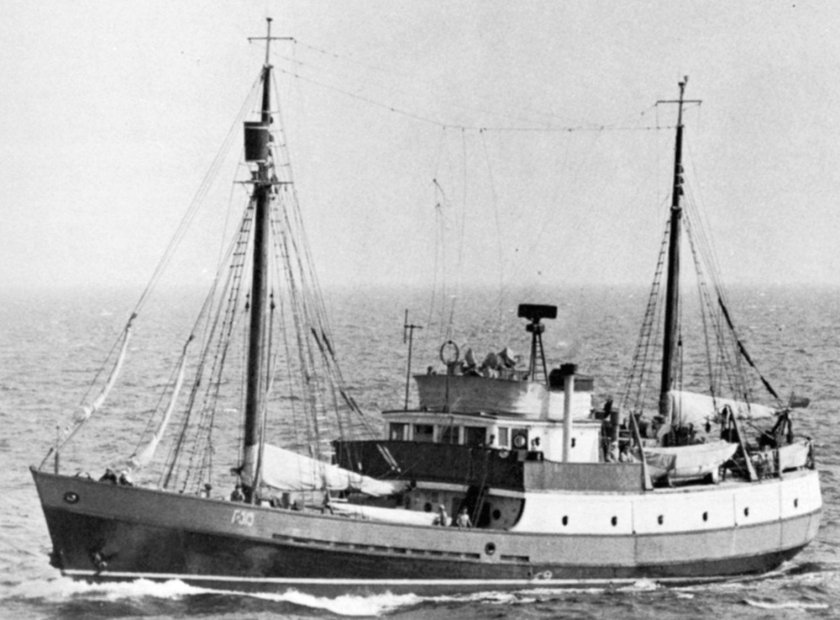 Зверобойное судно Мурманец