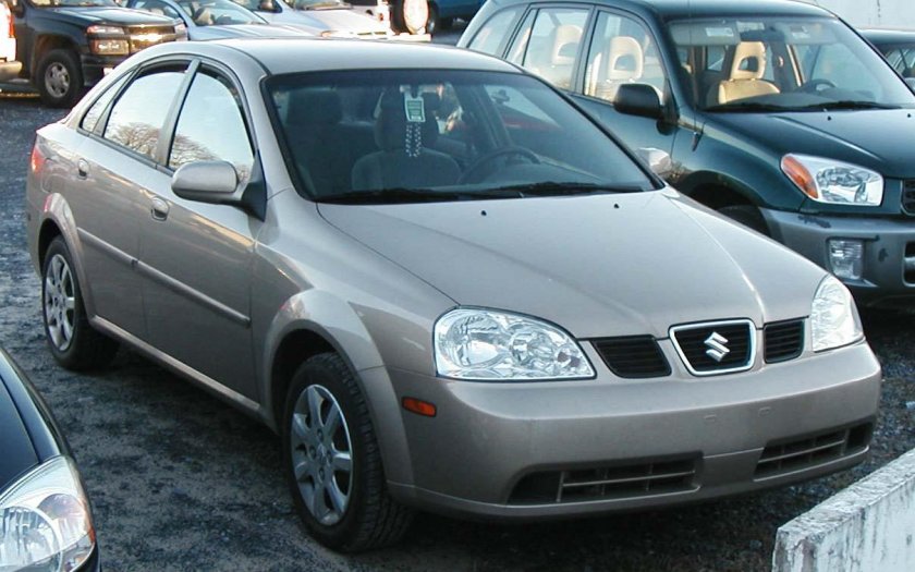 Suzuki forenza 2