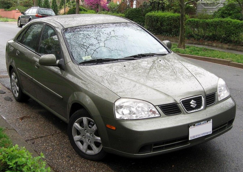 Suzuki forenza 2004
