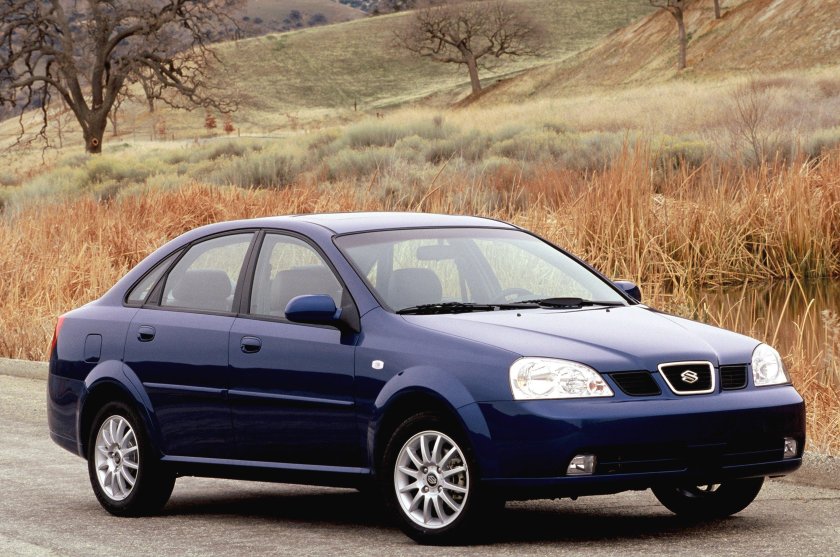 Suzuki forenza 2