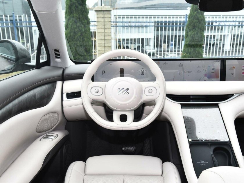 Zhiji (im Motors) фото