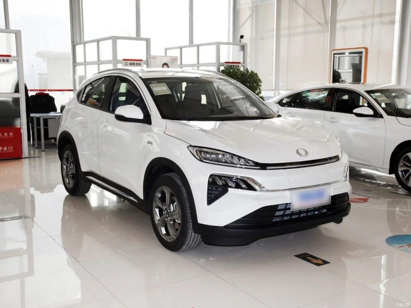 Хонда m-NV 2021