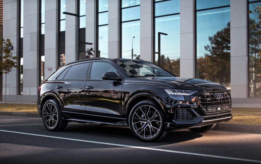 Audi q8