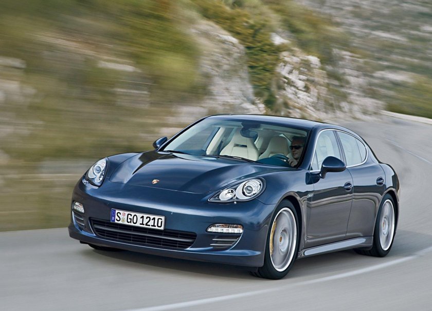 Porsche Panamera 4s