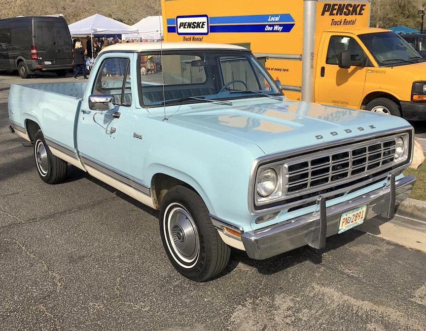 Додж пикап 1976