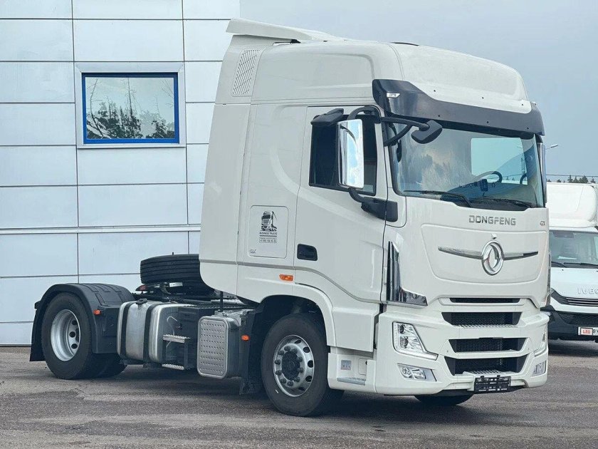Седельный тягач Dongfeng dfh4180 4x2