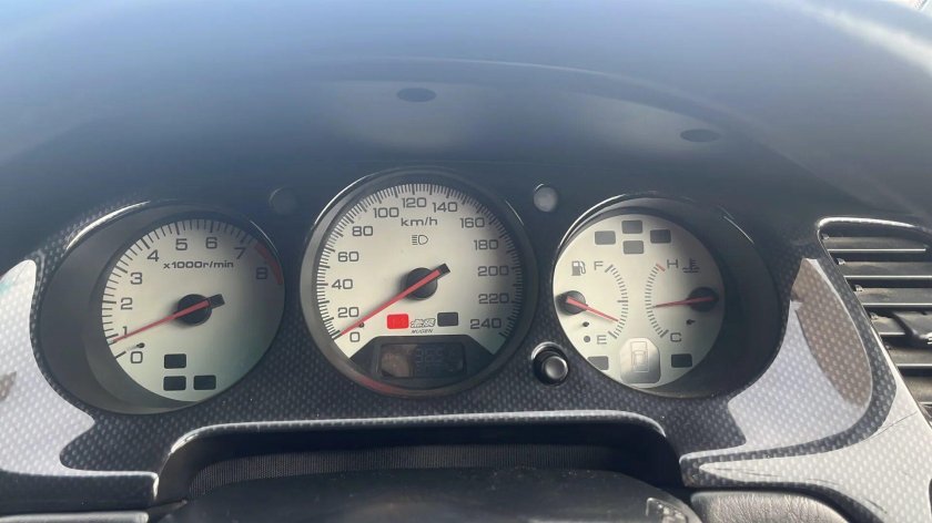 Накладка на приборную панель муген на Торнео