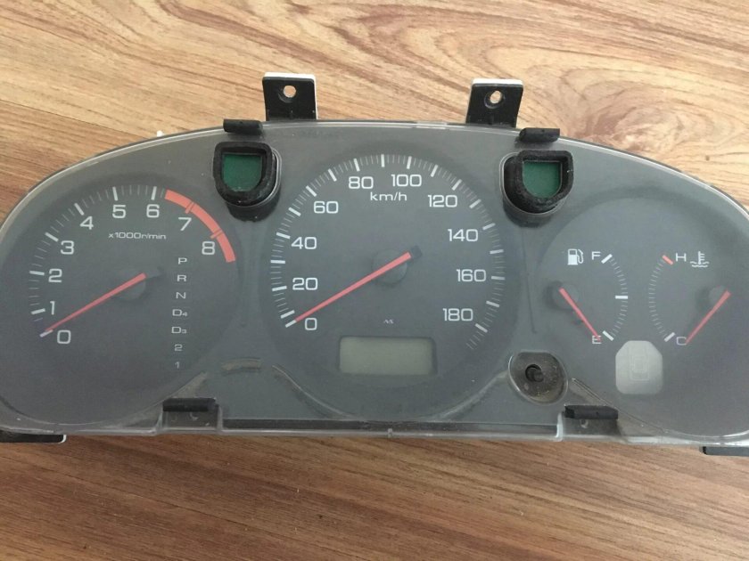 Хонда Аккорд 1998 год доска приборов