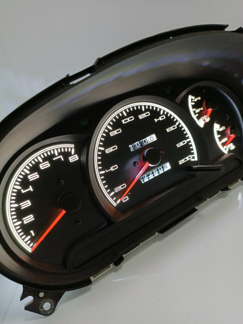 Приборная панель Accent