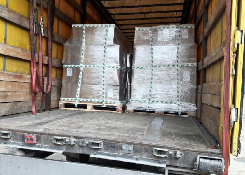 Разгрузка фуры 33 паллета