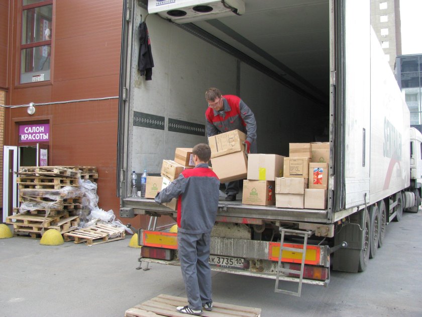 Разгрузка и приемка товаров