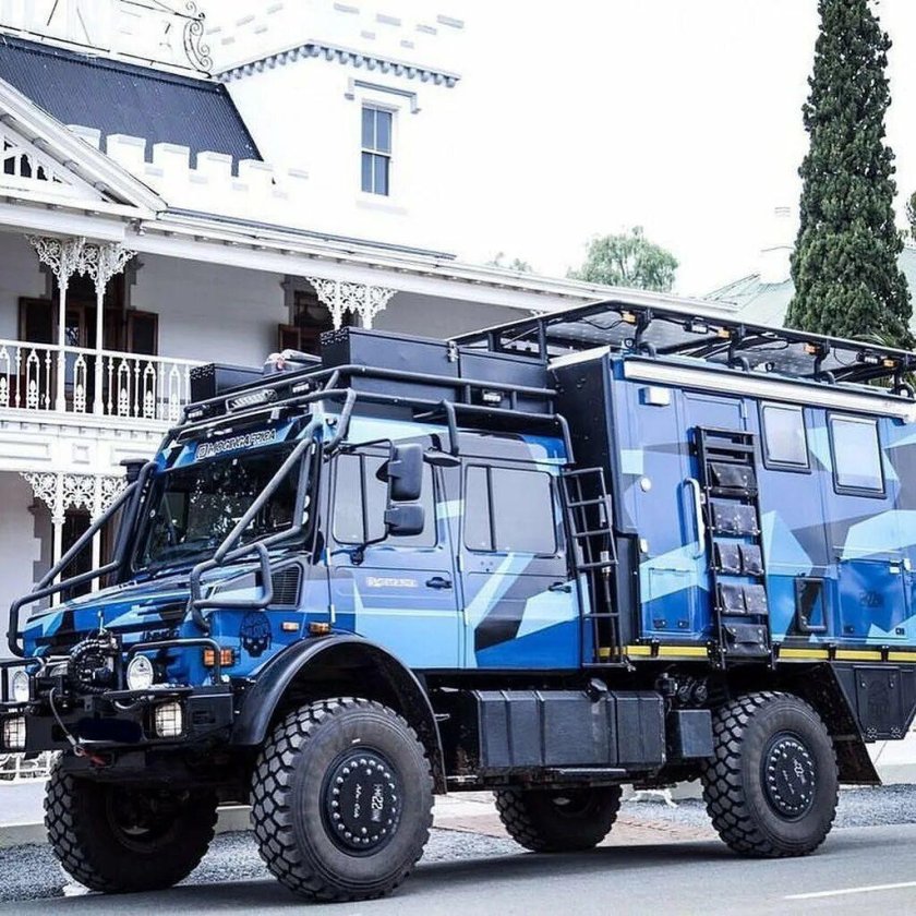 Мерседес Унимог кемпер