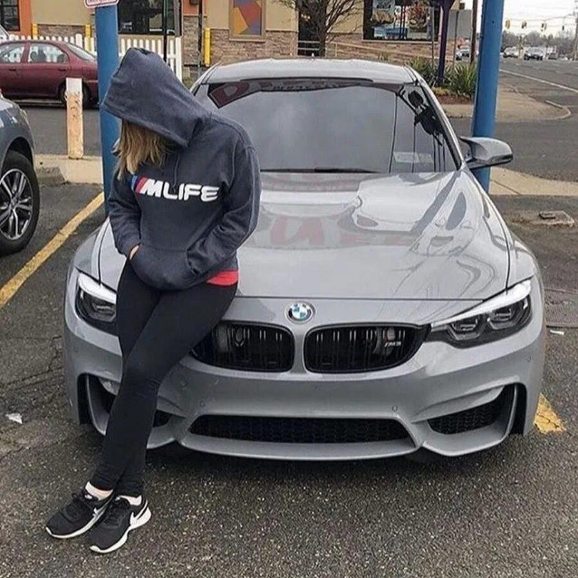 Девки с БМВ