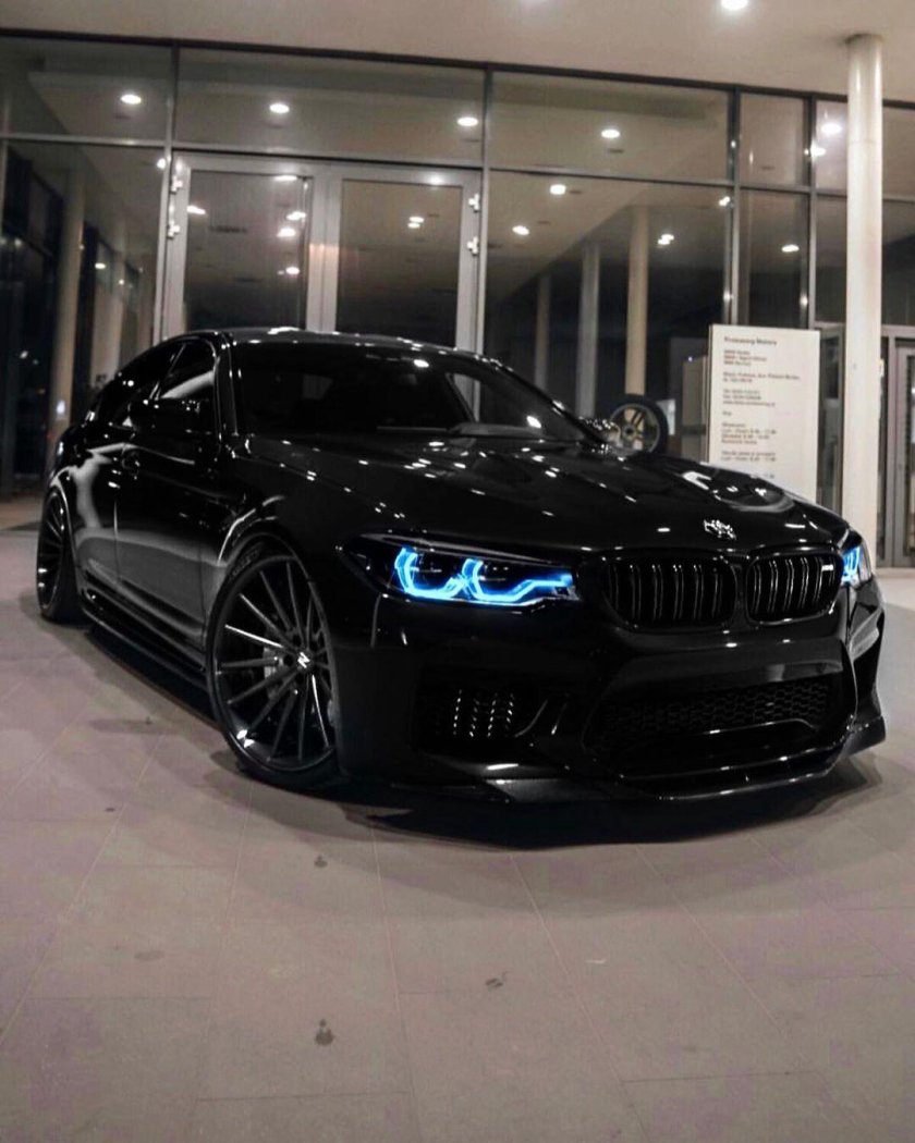 BMW m5 черная