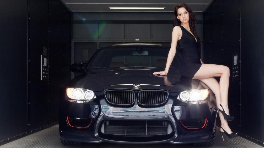 BMW e60 и девушка