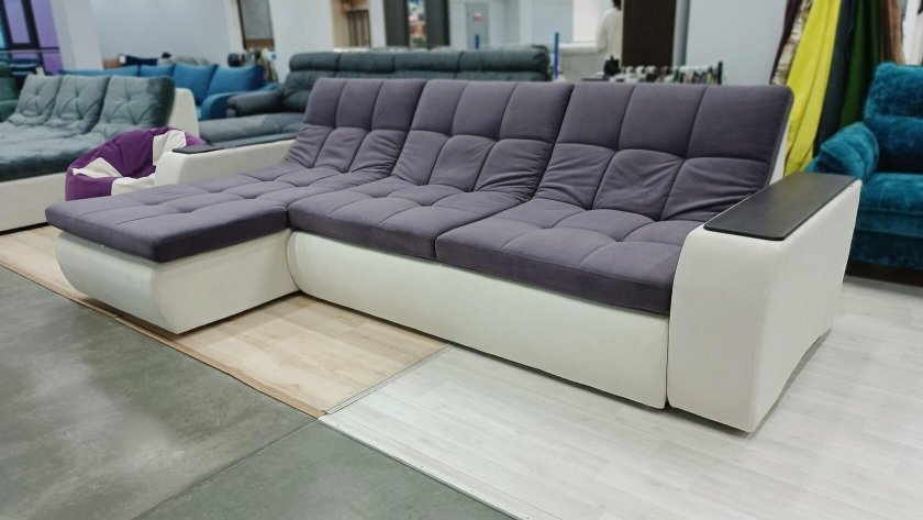 Диван Кеннеди