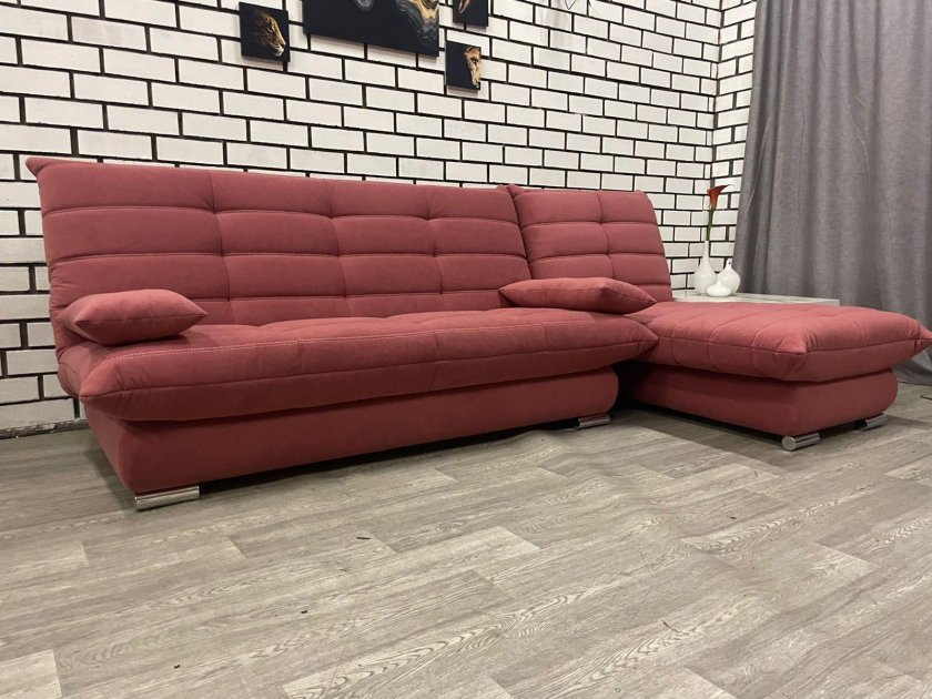 Диван Сноуден с оттоманкой