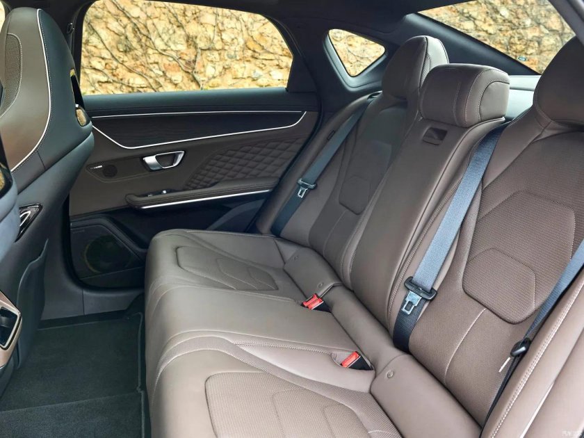 BYD Han багажник