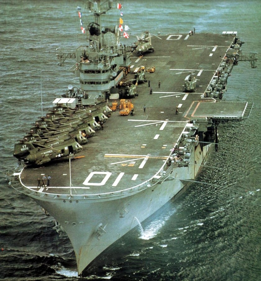 USS Guam авианосец