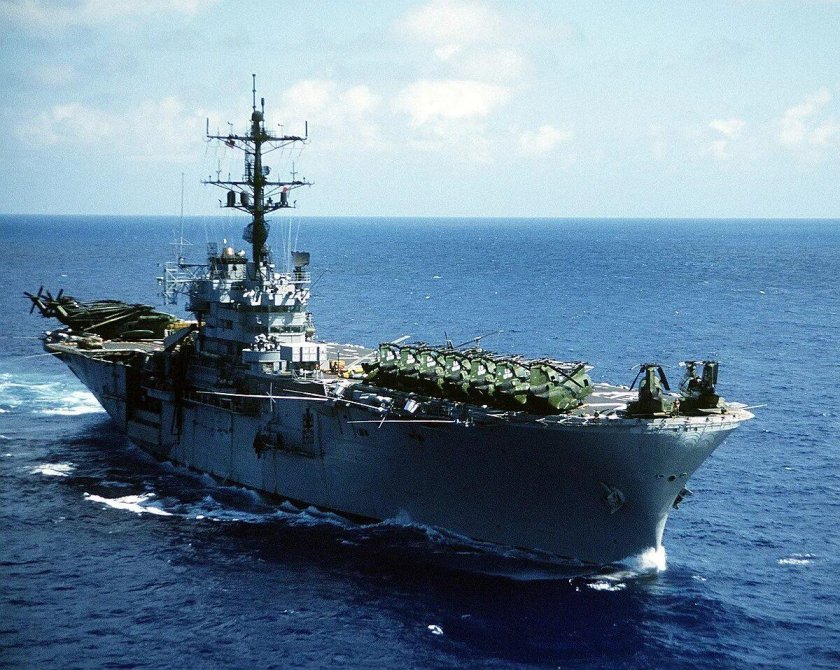 Вертолетоносец Иводзима