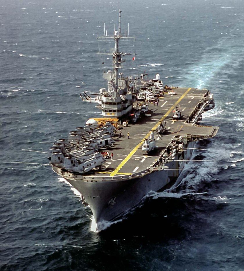 Гуам авианосец LPH 9