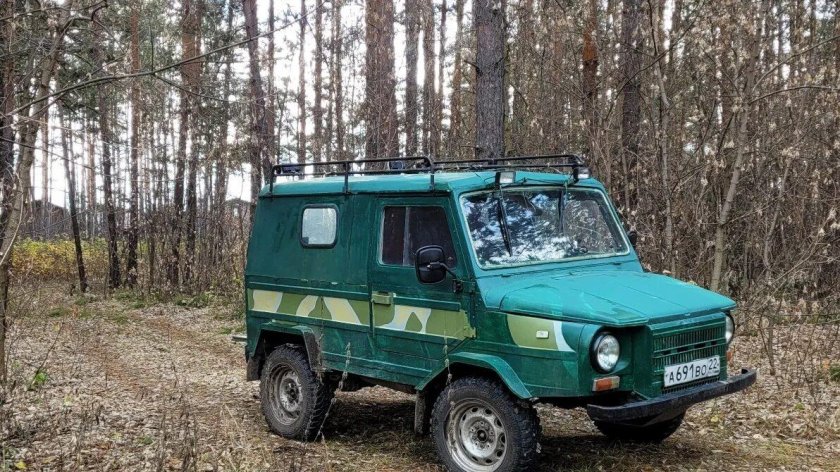 ЛУАЗ зеленый