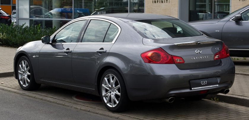 Инфинити седан q40
