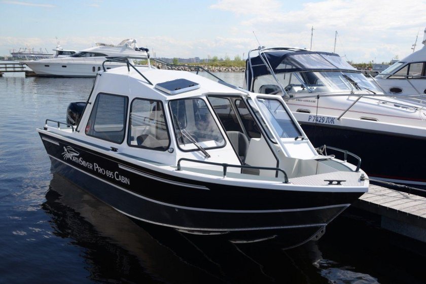 Катер NORTHSILVER Pro 695 Cabin