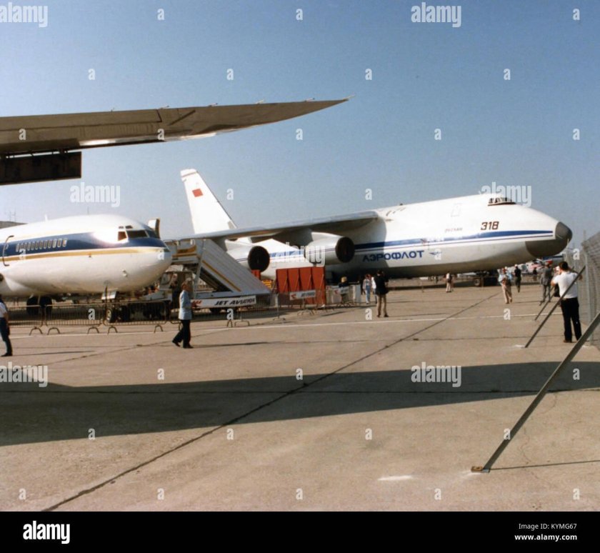 АН-124 Руслан в Ле Бурже