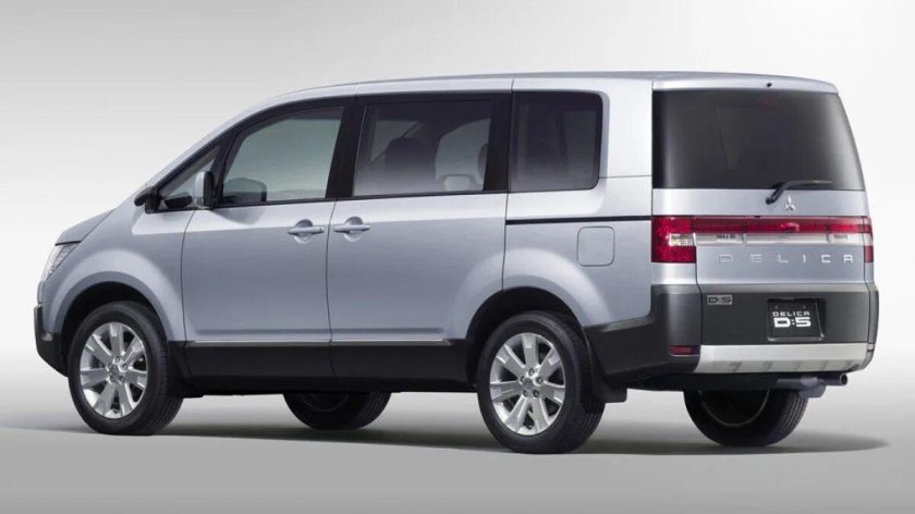 Mitsubishi Delica d5