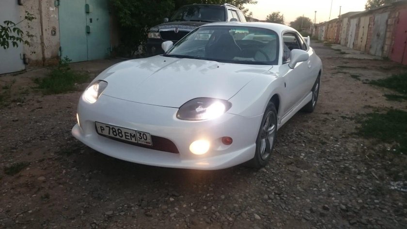 Mitsubishi FTO левый руль