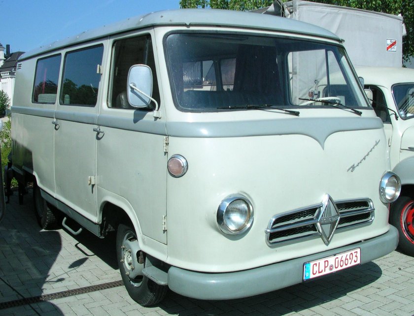 BYD микроавтобус