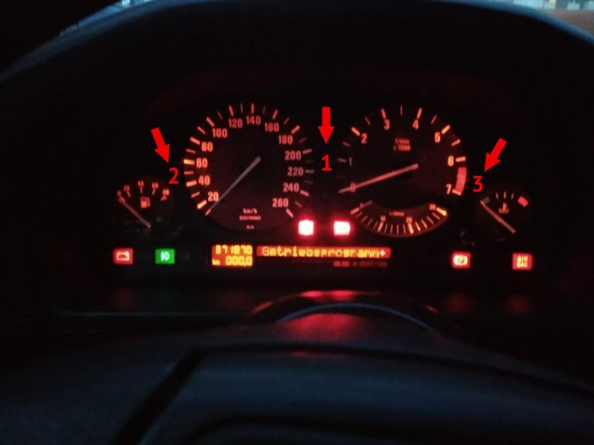 Приборная панель BMW 5 e34