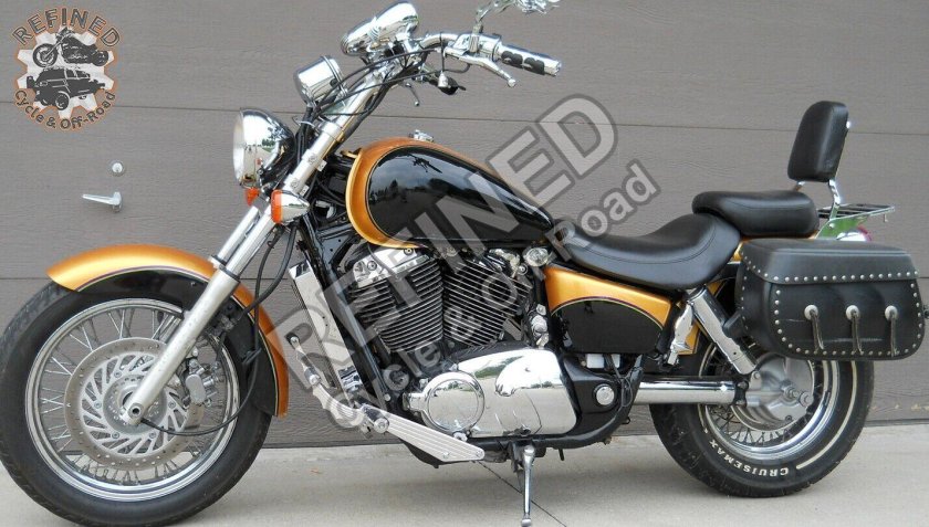 Honda Shadow 1100 Ace c2