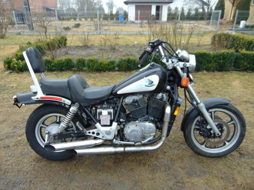 Honda VT 1100