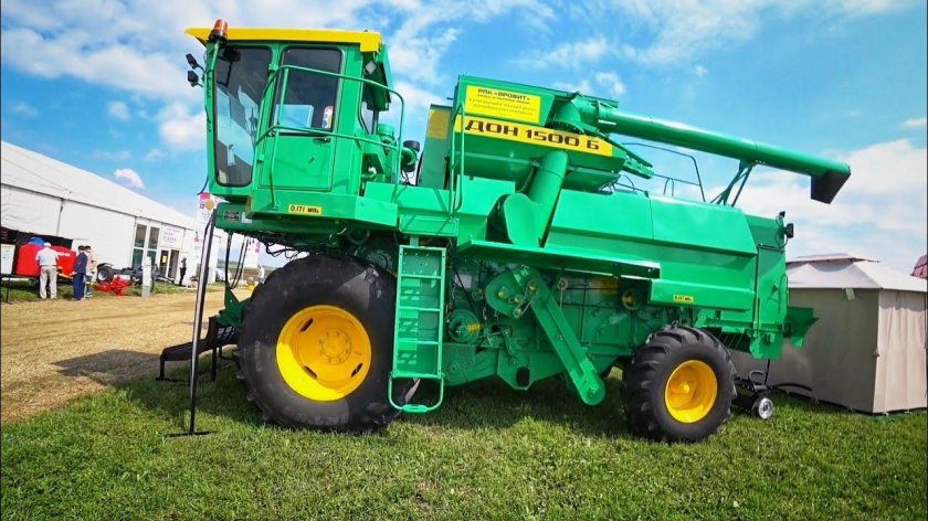 Комбайн Добрыня-1500м