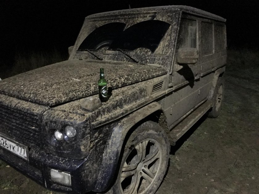 Мерседес Гелик расстрелянный