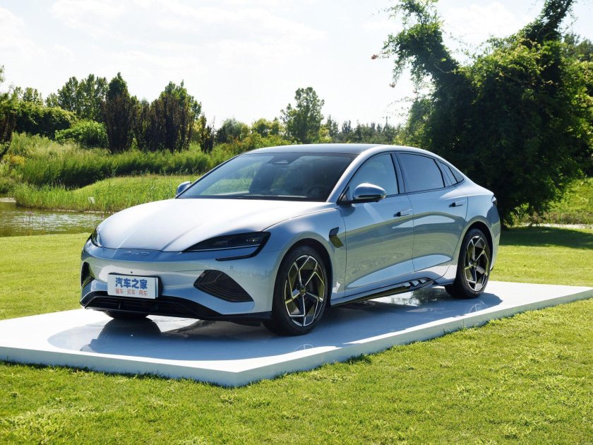 BYD Seal электромобиль
