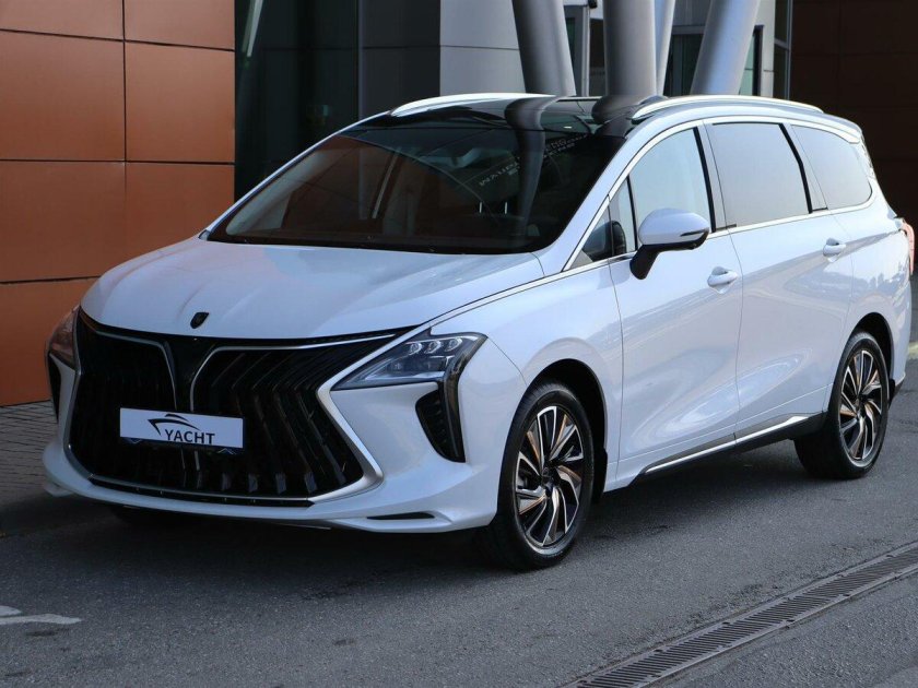 Яхт минивэн