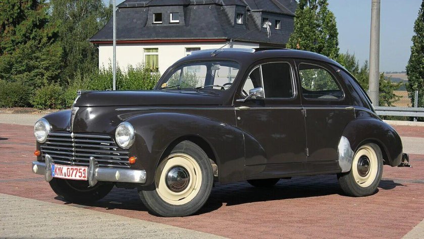 Peugeot 203
