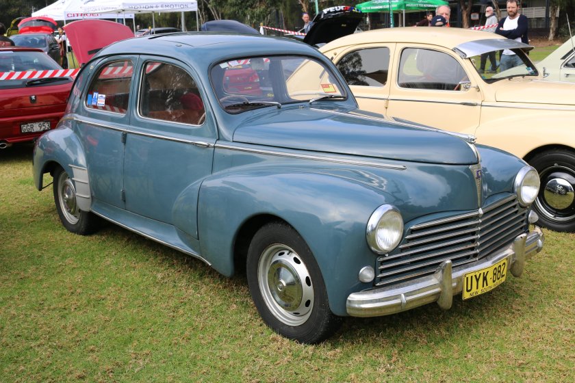 Peugeot 203