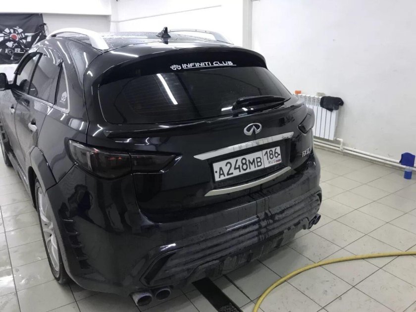 Инфинити qx70 тонировка задних фонарей