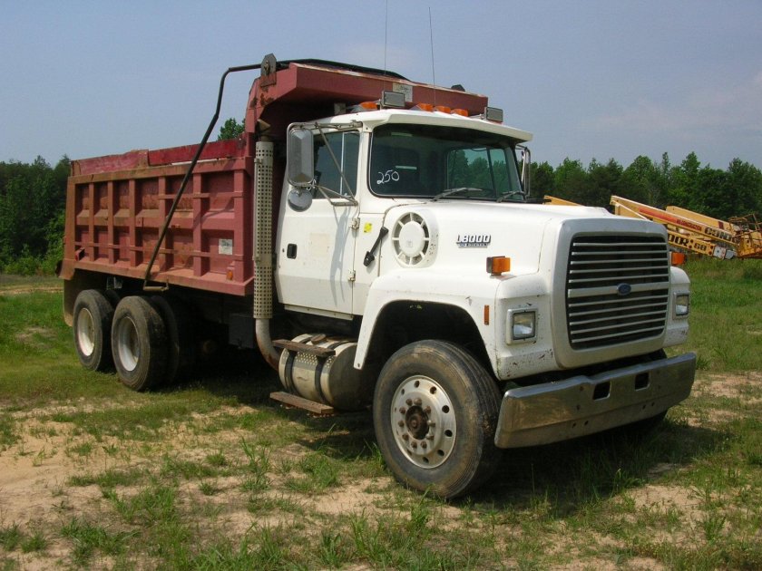 Ford l9000