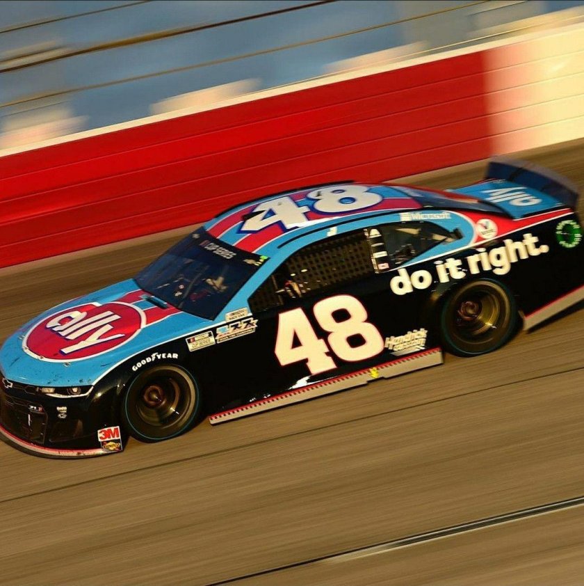 Джимми Джонсон наскар