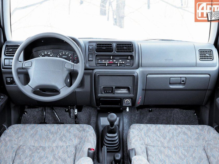Suzuki Jimny 1998 салон