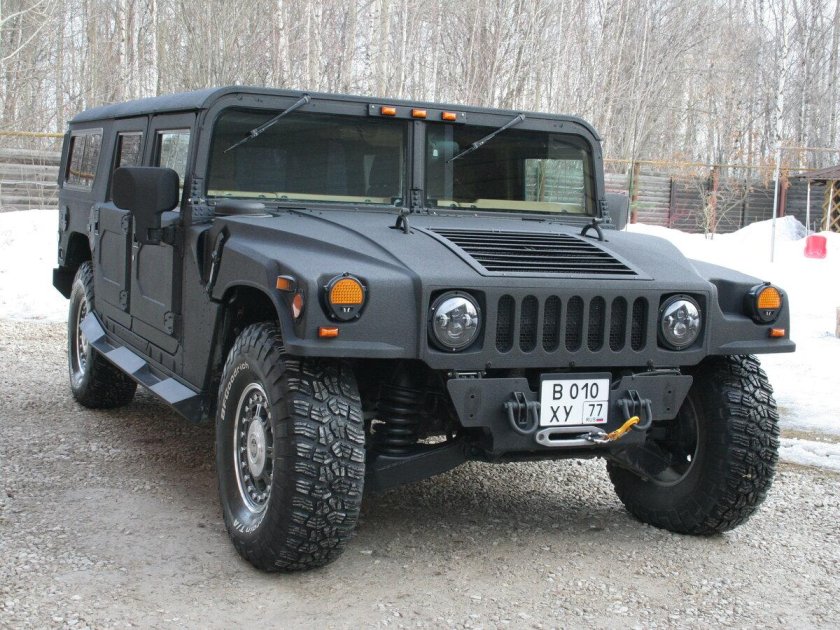 Хаммер 2001 года