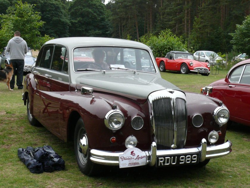 Даймлер Маджестик