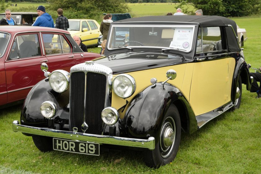 1939 Daimler db18 Drophead Coupe by Carlton