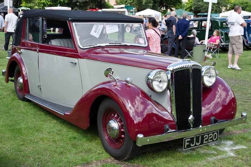 1939 Daimler db18 Drophead Coupe by Carlton