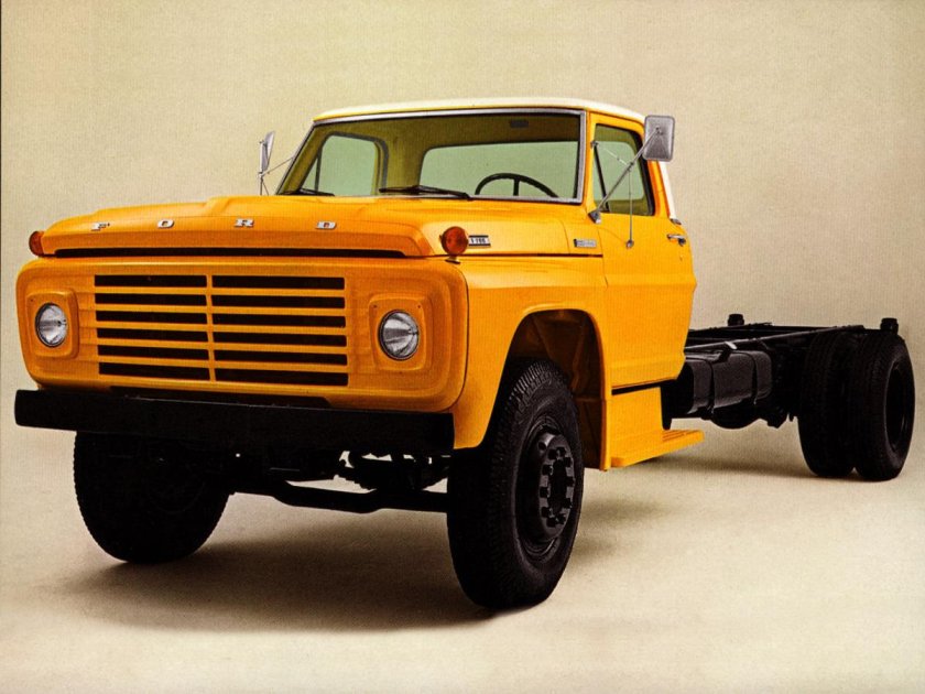 Ford f700